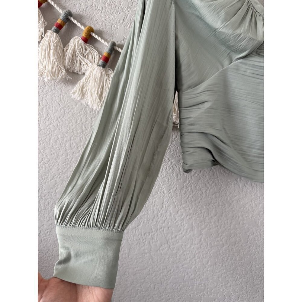 By Anthropologie Mint Green Blouson Corset Style Open Back Silky Top Elegant MP - Picture 4 of 9